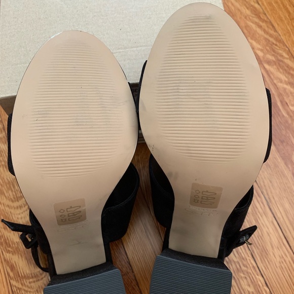 8.5 Aldo Black Suede Heels - Picture 5 of 5